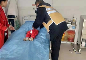 時(shí)間就是生命！特保隊員護送受傷嬰兒就醫 ——星橋市容項目緊急護