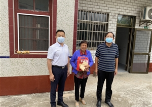 宗保公司黨支部參加重陽(yáng)節慰問(wèn)困難老人活動(dòng)